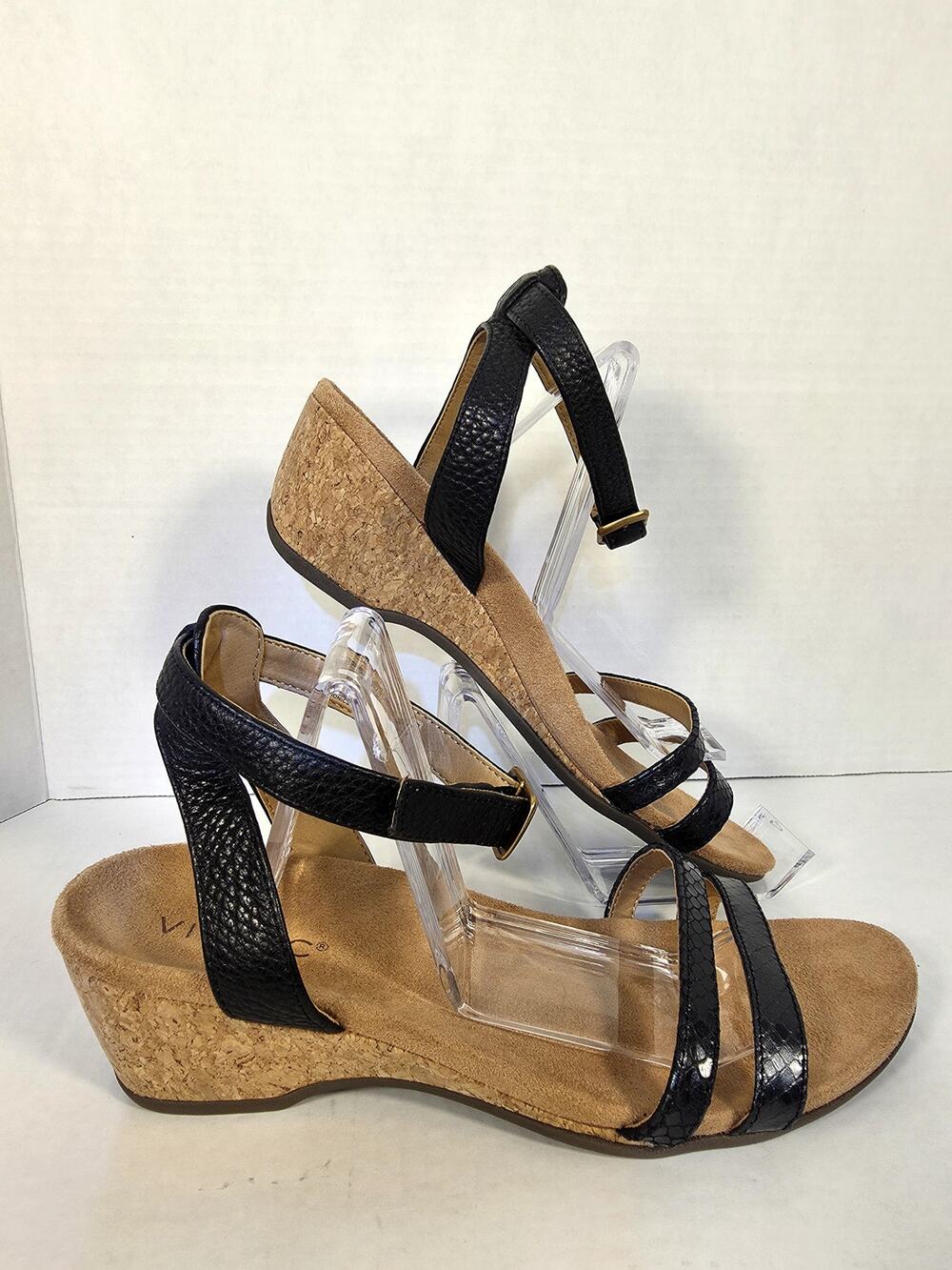 Vionic Black Snake Print Leather Wedge Sandals Strappy‎ Orthotic Size 9.5